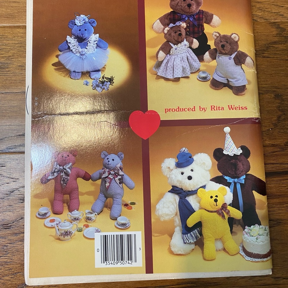 Vintage Craft Pattern Book Collection - Picture 9 of 12
